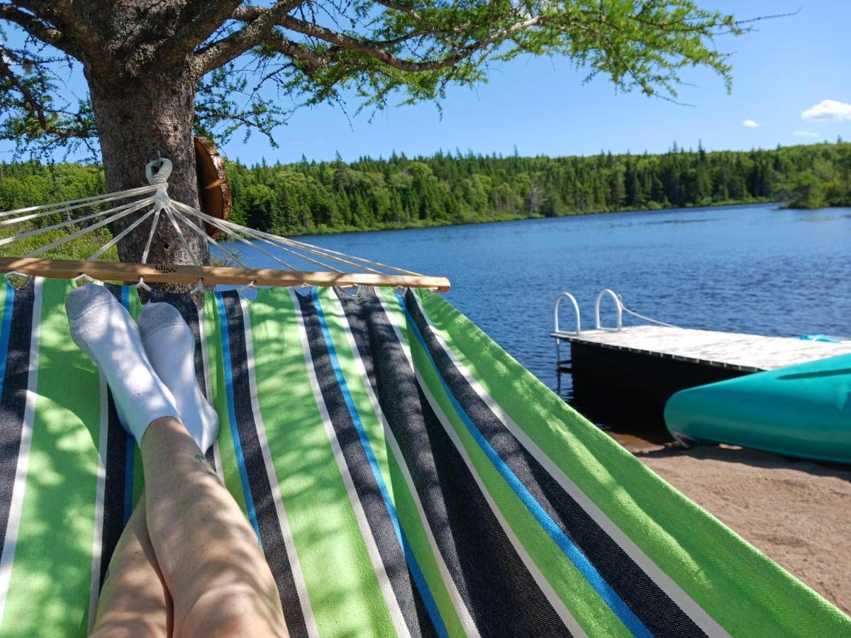Fiddler'S Lake Escape Gabarus Bagian luar foto