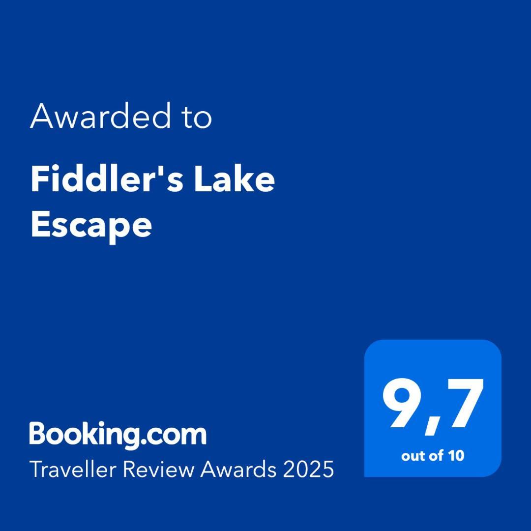 Fiddler'S Lake Escape Gabarus Bagian luar foto